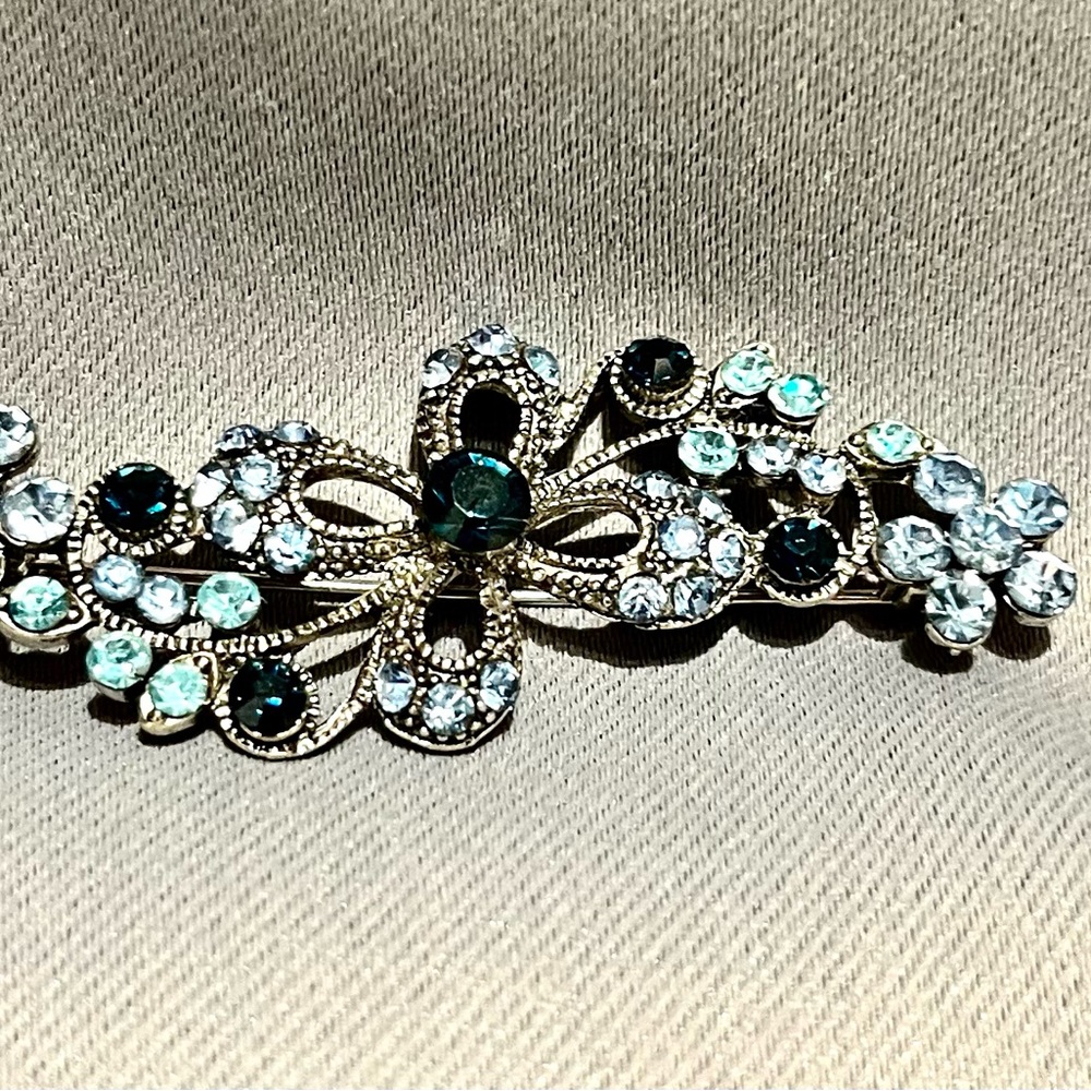 Vintage broach